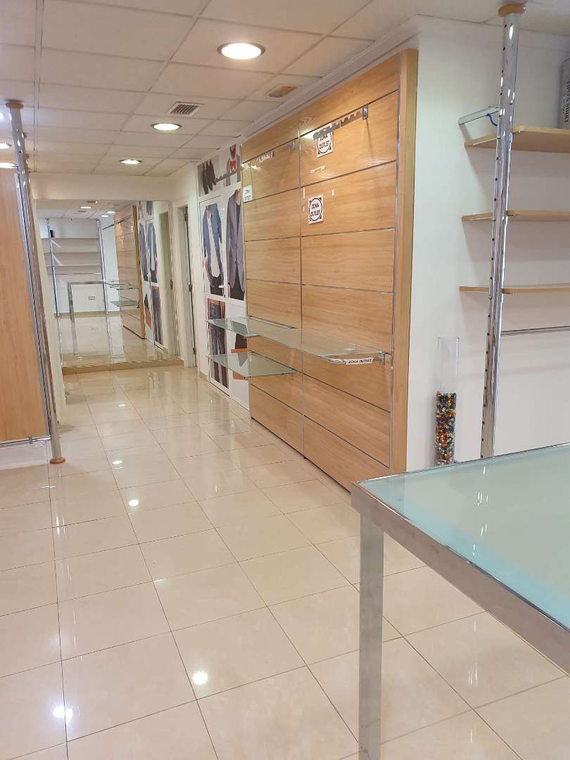 Alquiler local comercial en guardamar en Guardamar del Segura — 2