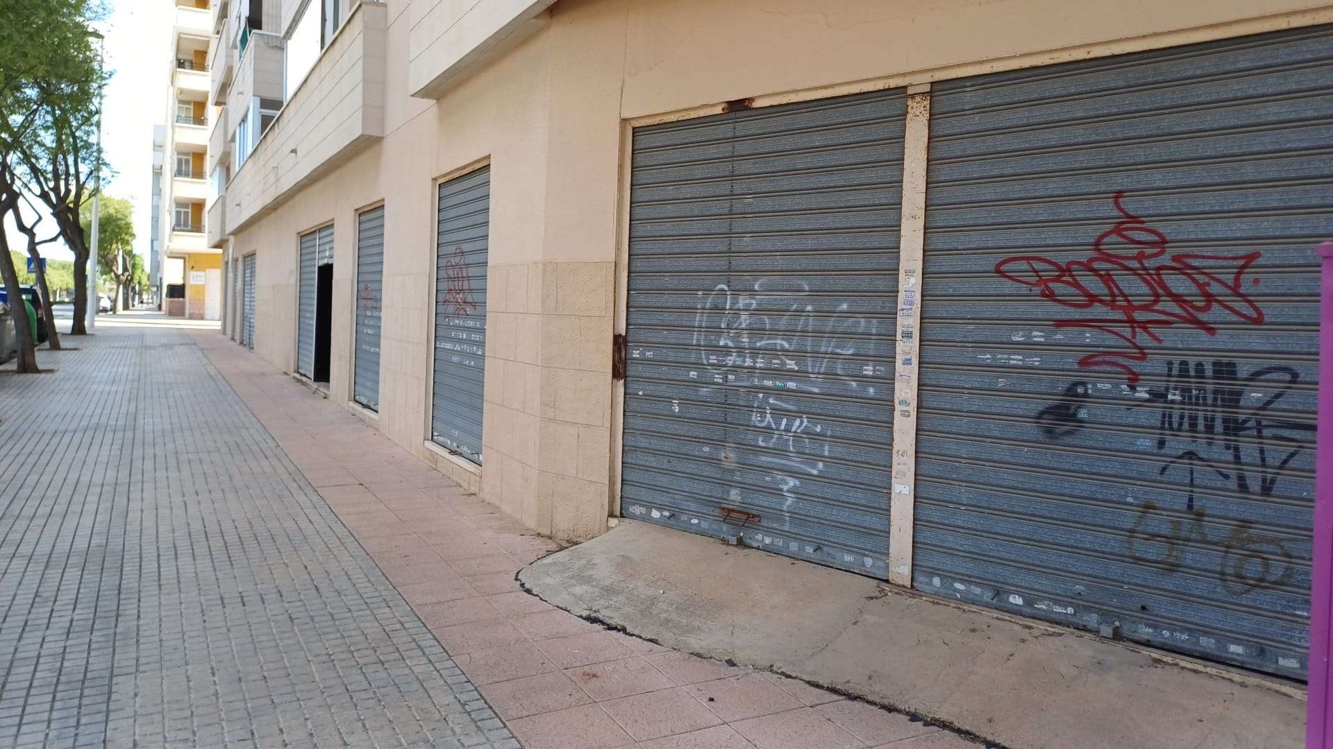 Local Comercial Avinguda de jubalcoi. Local comercial con posibilidad de viviendas — 5